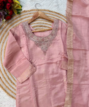 Irya Handcrafted Tissue Silk Kurta Set with Banarasi Dupatta – Rose Gold Elegance