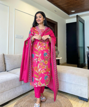 Comfort Fit Cotton Suit Set with Dupatta – Everyday & Outing Wear-3