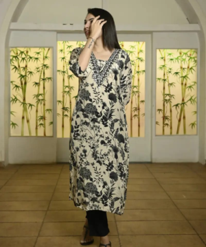 Elegant Creamy Black Organza Pakistani Style Kurta Set with Pure Khatli Handwork
