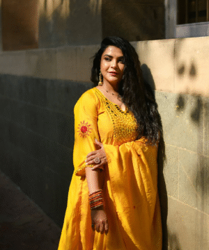 Elegant Mirror Work Embroidered Kurti Set with Dupatta – NF3833 (2)