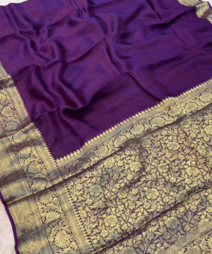 Royal Banarasi Plain Saree with Heavy Pallu in Hand-Dyed Jacquard Silk