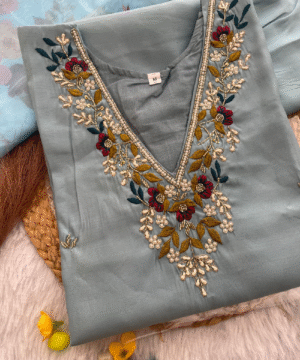 Premium Roman Silk Handwork Kurta Set with Digital Print Organza Dupatta – NF2884