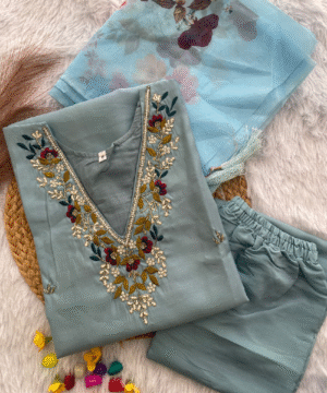Premium Roman Silk Handwork Kurta Set with Digital Print Organza Dupatta – NF2884 (5)